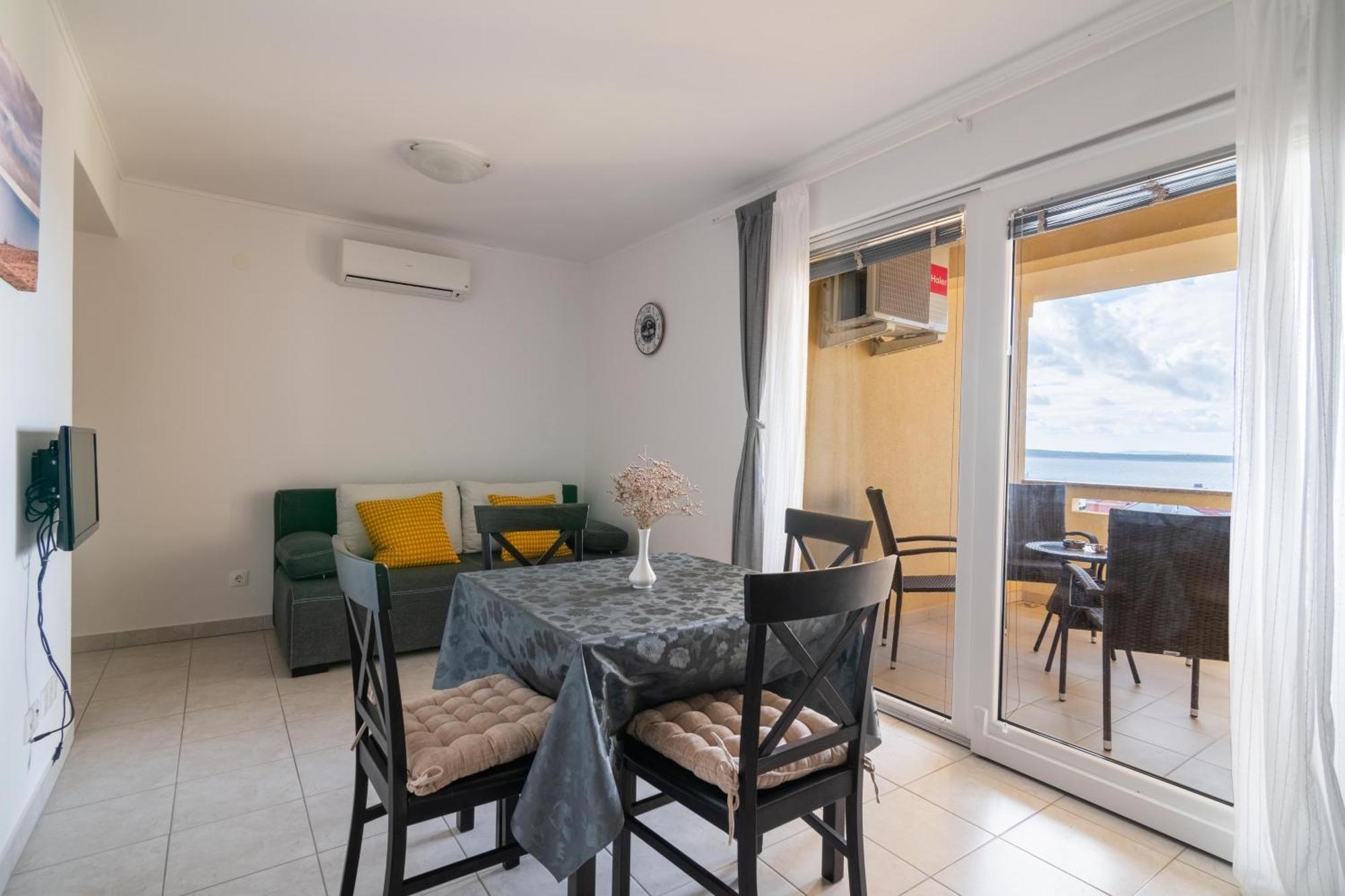 Apartments With A Parking Space Mandre, Pag - 18748 Kolan Chambre photo